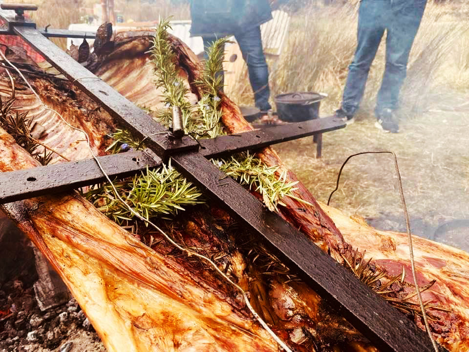 LAMB AL ASADOR - ASADO CROSS